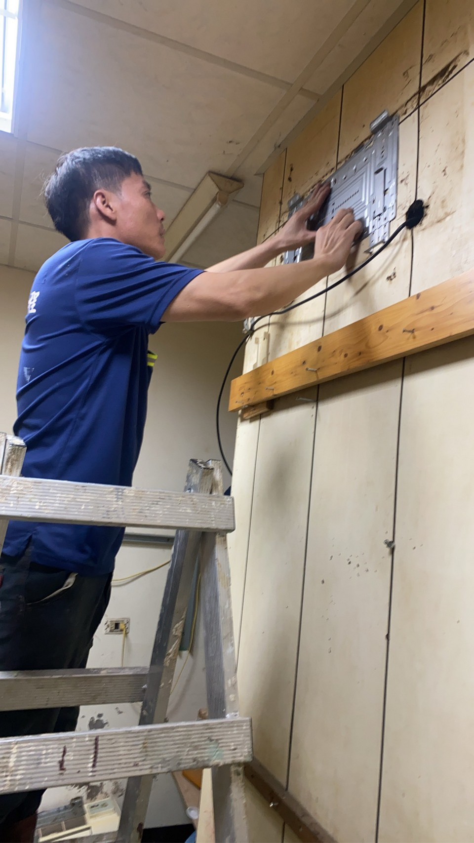 ����t�s�N��w�ˤu�{