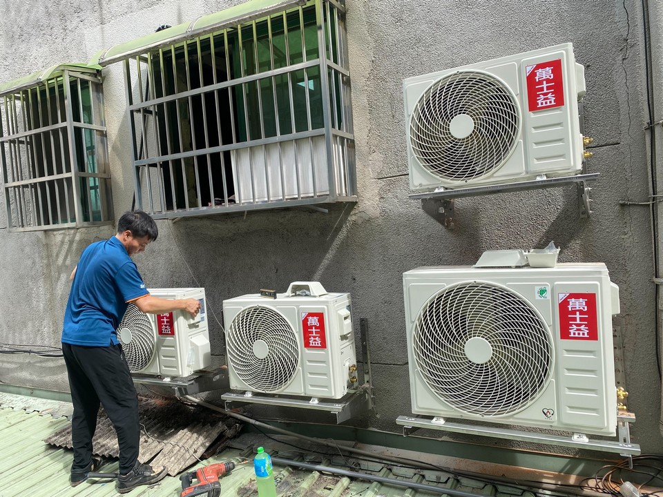 �j�˧N��w��