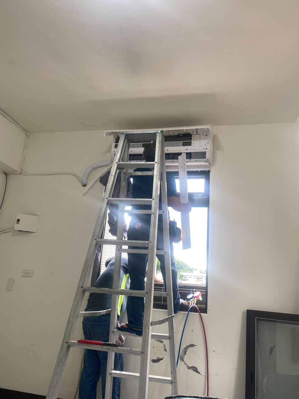 ��饫�N��w�ˤu�{